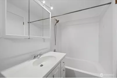 1329 N 183rd Street, Shoreline, WA 98133 - Photo 33