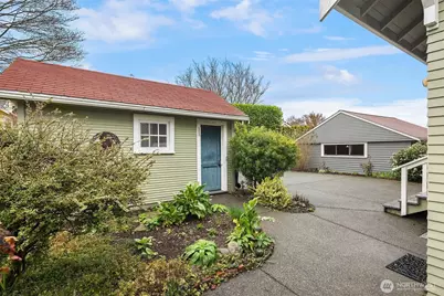 3220 NW 69th Street, Seattle, WA 98117 - Photo 23