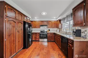 122 Alturas Dr, Kelso, WA 98626 - Photo 5