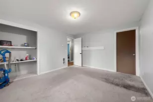 618 NW 4th Pl, Battle Ground, WA 98604 - Photo 13