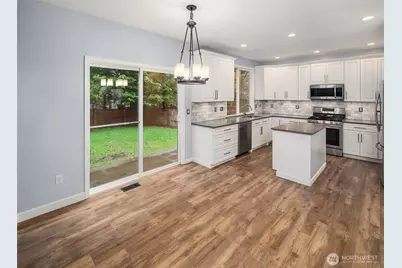 2009 62nd Loop SE, Auburn, WA 98092 - Photo 7