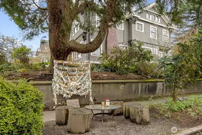 1251 21st Avenue E, Seattle, WA 98112 - Photo 39