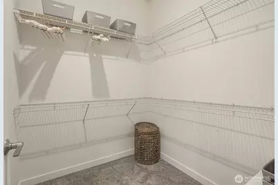 2330 W Plymouth Street #B, Seattle, WA 98199 - Photo 23