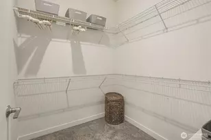 2330 W Plymouth St, Seattle, WA 98199 - Photo 23