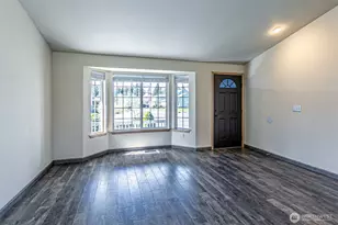 8935 SE Chatham Ct SE, Olympia, WA 98513 - Photo 3