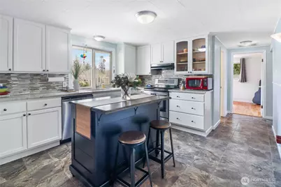 2640 Bethel Street NE, Olympia, WA 98506 - Photo 7