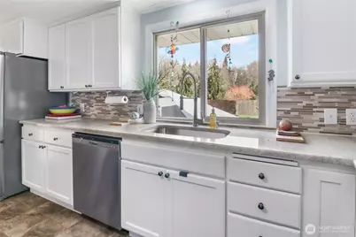 2640 Bethel Street NE, Olympia, WA 98506 - Photo 9