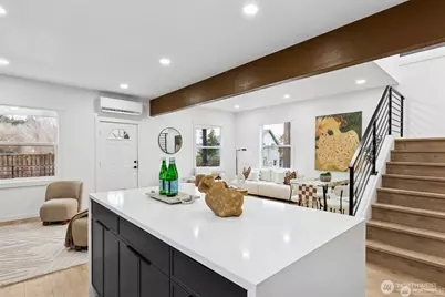 4002 Courtland Place S, Seattle, WA 98118 - Photo 7