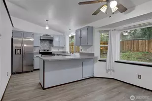 8600 Oxford Ave SE, Lacey, WA 98503 - Photo 11