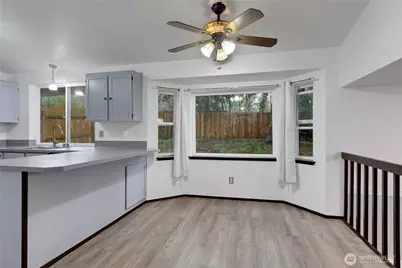 8600 Oxford Avenue SE, Lacey, WA 98503 - Photo 9