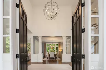 13609 NE 28th Street, Bellevue, WA 98005 - Photo 3