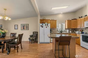 1849 Heritage Dr, Wenatchee, WA 98801 - Photo 11