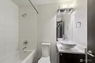 4417 N Corliss Ave, Seattle, WA 98103 - Photo 7