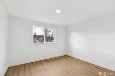 4002 Courtland Place S, Seattle, WA 98118 - Photo 15