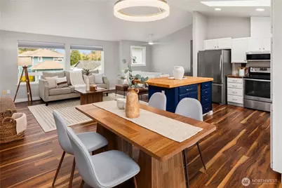 814 213th Street SE, Bothell, WA 98021 - Photo 7