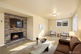 231 105th Ave SE, Bellevue, WA 98004 - Photo 33