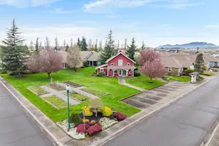 730 Farmington Dr, Burlington, WA 98233 - Photo 33