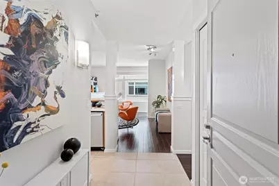 2801 1st Avenue #612, Seattle, WA 98121 - Photo 3