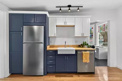 1310 Ellsworth Street, Bellingham, WA 98225 - Photo 13