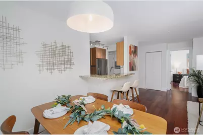 711 E Denny Way #306, Seattle, WA 98122 - Photo 7