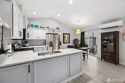 9517 203rd Street E, Graham, WA 98338 - Photo 7