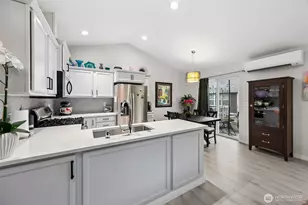 9517 203rd St E, Graham, WA 98338 - Photo 7