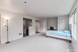 3429 Burke Ave N, Seattle, WA 98103 - Photo 17