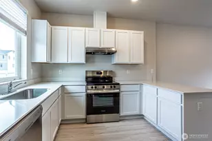 8800 Corona Ct NE, Lacey, WA 98516 - Photo 7