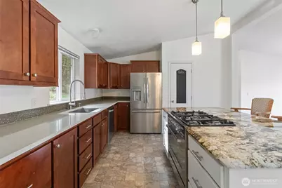 126 Burchett Rd, Onalaska, WA 98570 - Photo 7