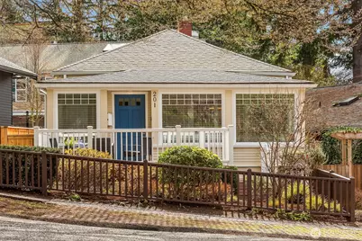 201 N 57th Street, Seattle, WA 98103 - Photo 1