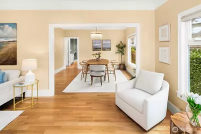 201 N 57th Street, Seattle, WA 98103 - Photo 13