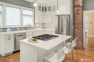 201 N 57th St, Seattle, WA 98103 - Photo 17