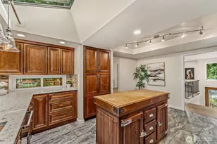 10554 NE 150th Ct, Bothell, WA 98011 - Photo 13