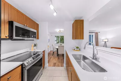 14002 NE 181st Place #A302, Woodinville, WA 98072 - Photo 23