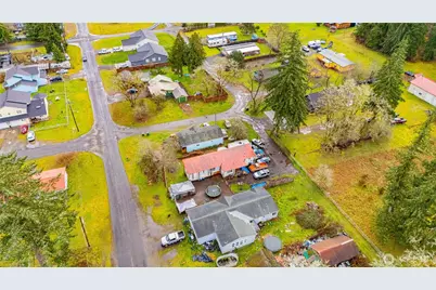 408 W Eagle Avenue, Oakville, WA 98568 - Photo 9