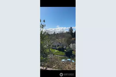 4546 47th Avenue SW, Seattle, WA 98116 - Photo 5