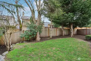 22124 NE 9th Pl, Sammamish, WA 98074 - Photo 37