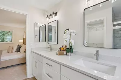 22124 NE 9th Place, Sammamish, WA 98074 - Photo 25