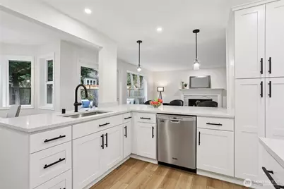 22124 NE 9th Place, Sammamish, WA 98074 - Photo 11