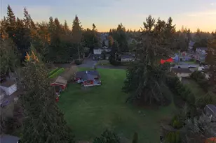 7707 203rd St SW, Edmonds, WA 98026 - Photo 17