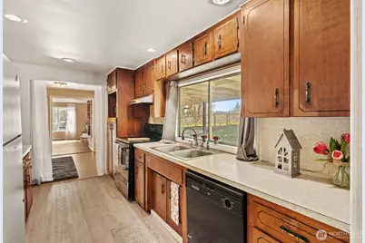 102 W Poplar Street, Shelton, WA 98584 - Photo 13