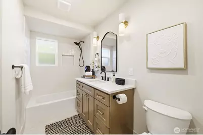 354 Farallone Avenue, Fircrest, WA 98466 - Photo 13