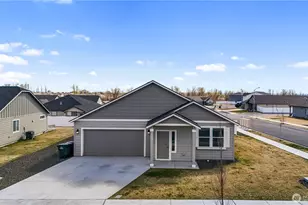 4241 W Wood Ct, Moses Lake, WA 98837 - Photo 3
