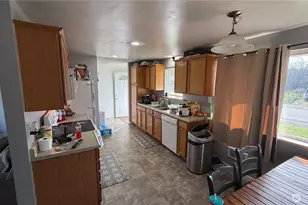 17123 E 6th Ave Ct, Spanaway, WA 98387 - Photo 11