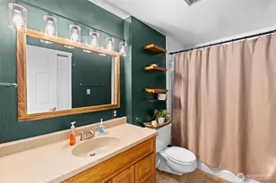 3924 18th Ave NE, Olympia, WA 98506 - Photo 9