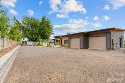 8 N 96th Avenue, Yakima, WA 98908 - Photo 39
