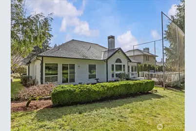 25719 Lake Wilderness Country Club Drive SE, Maple Valley, WA 98038 - Photo 31