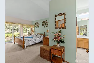 25719 Lake Wilderness Country Club Drive SE, Maple Valley, WA 98038 - Photo 23