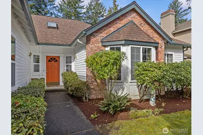 25719 Lake Wilderness Country Club Drive SE, Maple Valley, WA 98038 - Photo 3