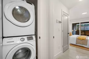 908 N 46th St, Seattle, WA 98103 - Photo 35